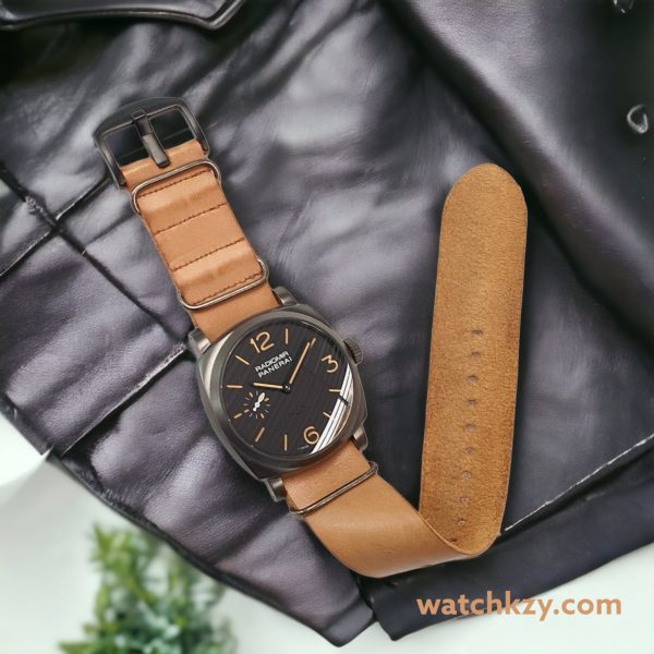 Gunny Nato Light Tan 26mm with PAM 532 on Black leather jacket