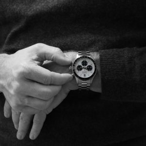Ocean One Vintage Chronograph II Silver Paul Newman Wrist Shot 3