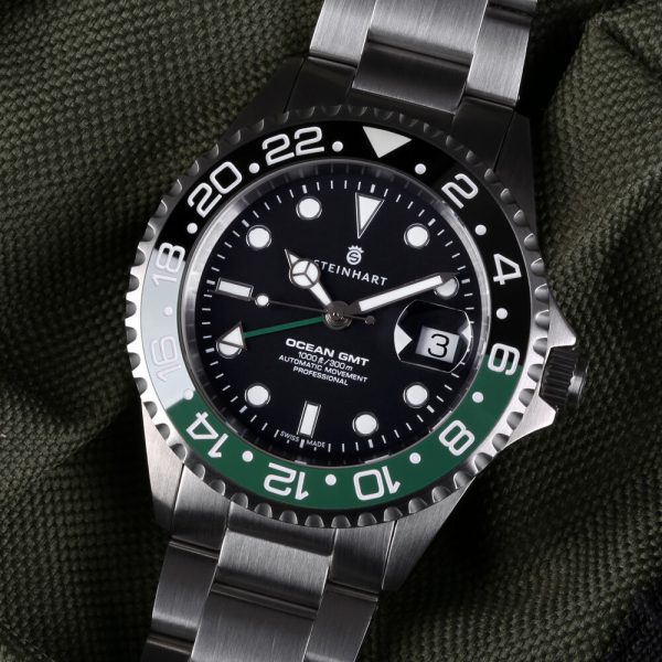 Steinhart Ocean One GMT Black-Green Ceramic Product Image 3