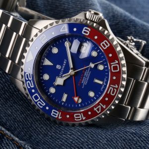 Steinhart Ocean One GMT Blue-Red PEPSI Ceramic Blue Dial Closed up 1